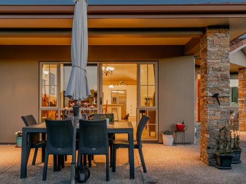 8 Tarn Close, Pyes Pa, Tauranga