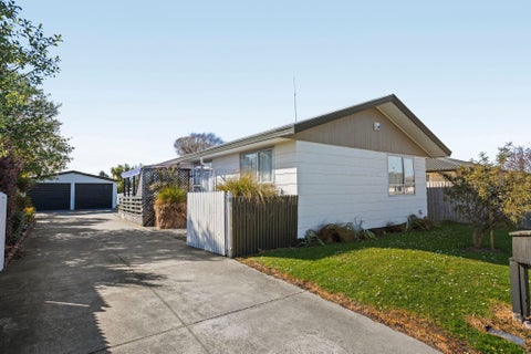 8 Peckham Lane, Woolston, Christchurch