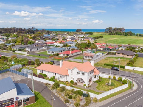 2 Jetty Street, Riverton, Southland, Southland