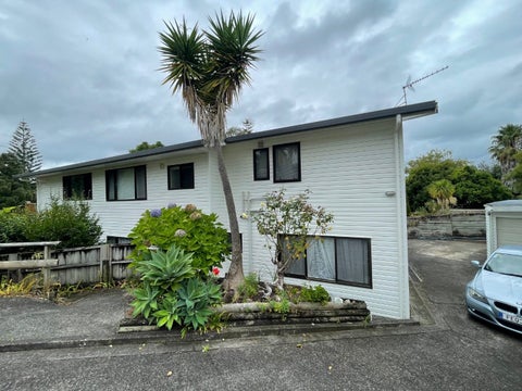 87 Glamorgan Drive, Torbay, Auckland