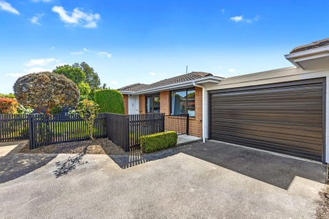 2/58 Ambleside Drive, Burnside, Christchurch