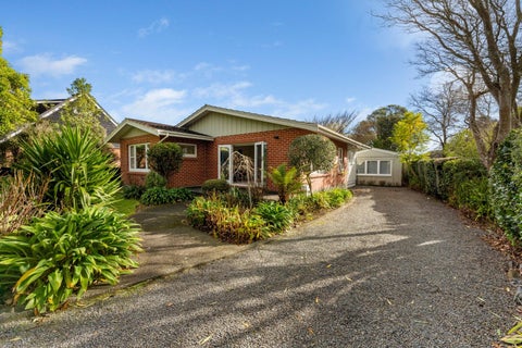 26 Walton Avenue, Waikanae
