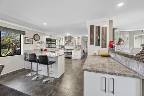 13 The Loop, Meeanee, Napier