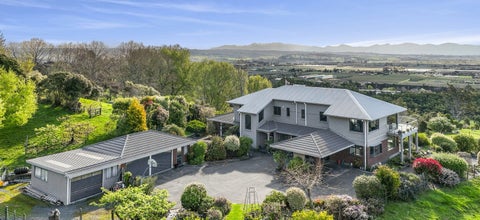 583 Hill Street South, Hope, Richmond