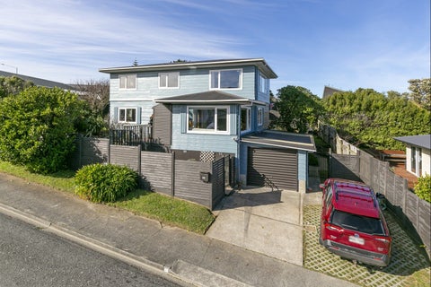 32 Frobisher Street, Island Bay, Wellington