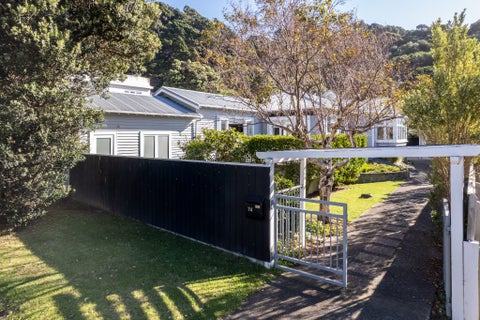 74 Inglis Street, Seatoun, Wellington