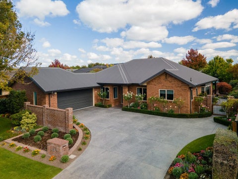 263 Southfield Drive, Lincoln, Lincoln