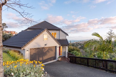 8 Wisteria Way, Mairangi Bay, North Shore City, Auckland