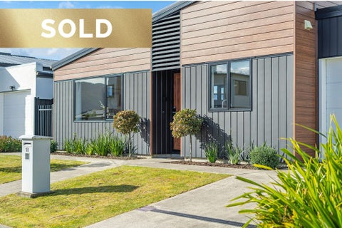 18 Aston Crescent, Wallaceville, Upper Hutt