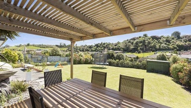 116 Waterside Drive, Pyes Pa, Tauranga