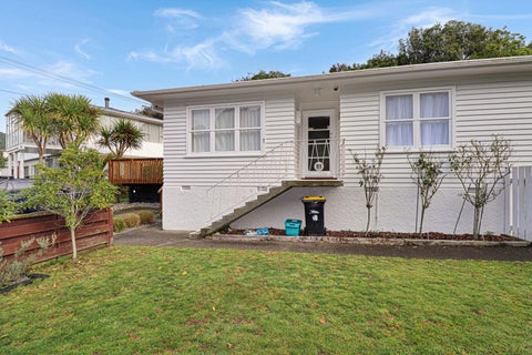 1/16B Redwood Ave, Tawa, Wellington
