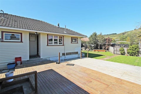 25 Palm Avenue, Stoke, Nelson