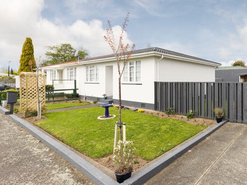 1B Hobson Place, Takaro, Palmerston North