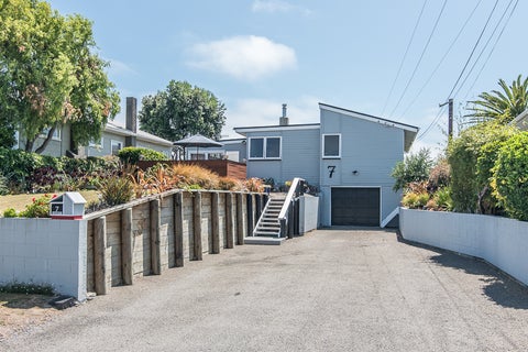 7 Karaka Grove, Raumati Beach, Paraparaumu
