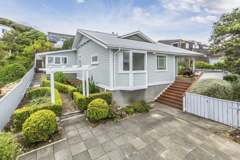 4A Whitianga View, Paremata, Porirua