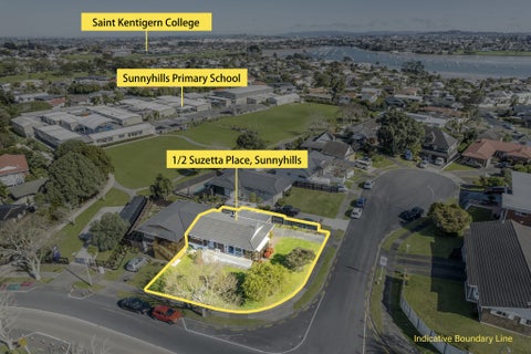1/2 Suzetta Place, Sunnyhills, Auckland