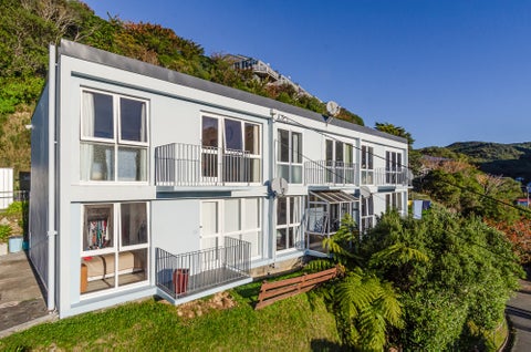 8/29 South Karori Road, Karori, Wellington
