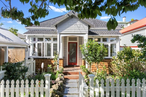 16 Esplanade Road, Mount Eden, Auckland