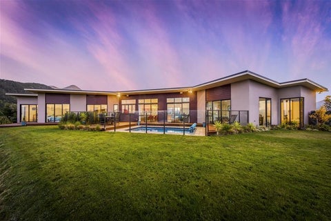 296 State Highway 1, Picton