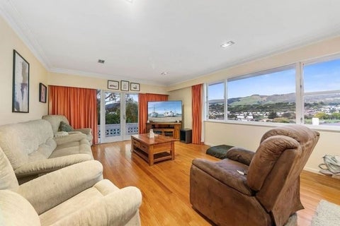15 Lane Crescent, Tawa, Wellington