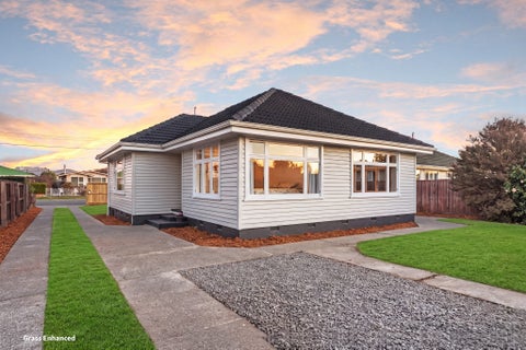 63 Coopers Road, Dallington, Christchurch