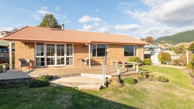 26 Win Place, Richmond