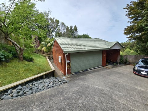 13B Miriam Corban Heights, Henderson, Auckland