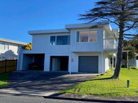 92 Ravenwood Drive, Forrest Hill, Auckland