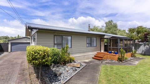 87 Third View Avenue, Beachlands, Auckland