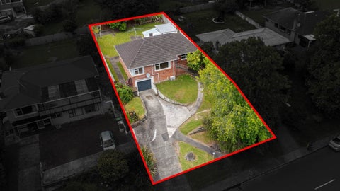 15 Diana Drive, Glenfield, Auckland