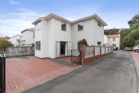 17/36 Dee Street, Island Bay, Wellington
