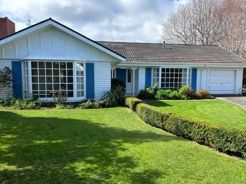 5 Rata Street, Waikanae