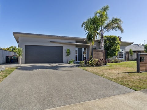 91 Cedar Drive, Paraparaumu Beach, Paraparaumu
