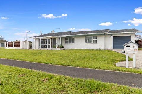 9 Dalton Crescent, Dinsdale, Hamilton