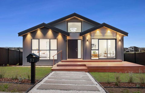 32 Parkmore Drive, Rosehill, Papakura
