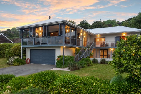 16 Kingfisher Road, Takamatua, Takamatua