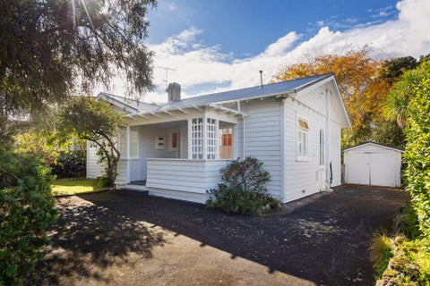17 Chatham Avenue, Mount Albert, Auckland