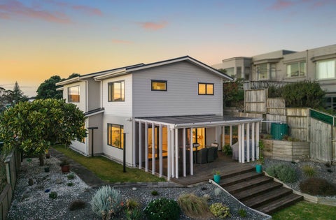 8 Middleton Road, Paraparaumu Beach, Paraparaumu