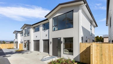5/684 Te Atatu Road, Te Atatu Peninsula, Auckland