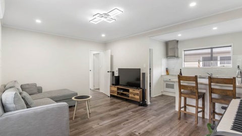 3/94 Chivalry Road, Glenfield, Auckland