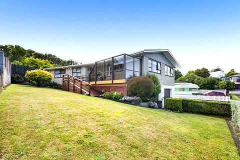 4 Bronte Place, Whalers Gate, New Plymouth