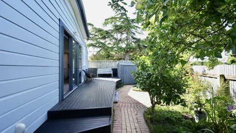 73A Savage Crescent, West End, Palmerston North