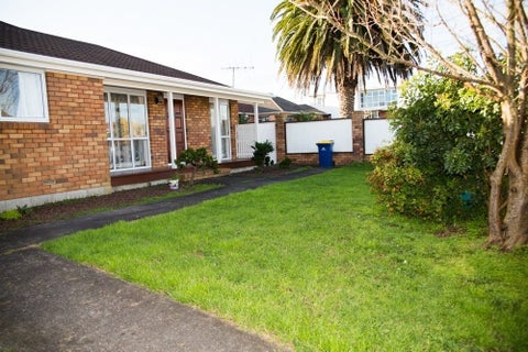 2/43 Karaka Street, Takapuna, Auckland