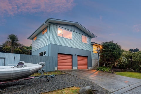 5 Woolwich Close, Whitby, Porirua
