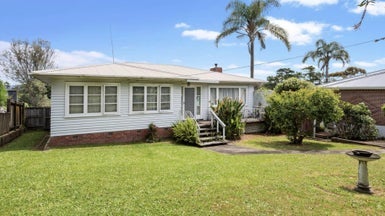16 Abbotleigh Avenue, Te Atatu Peninsula, Auckland