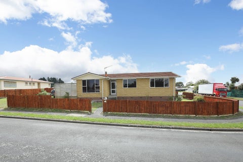 10 Purnell Place, Marton