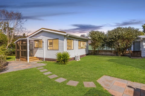 22 Atarau Grove, Paraparaumu