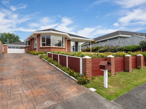 4 Frank Frethey Place, Highlands Park, New Plymouth