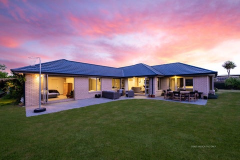 21 Strathcarron Place, Broomfield, Christchurch