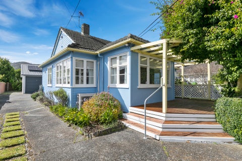 1042 Taita Drive, Taita, Lower Hutt